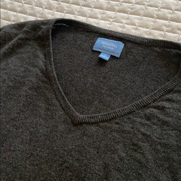 Simply Vera charcoal gray sweater - Picture 2 of 5